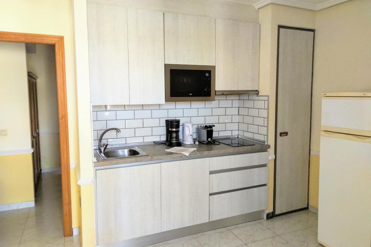 Shoal Apartamentos Οριουέλα Εξωτερικό φωτογραφία