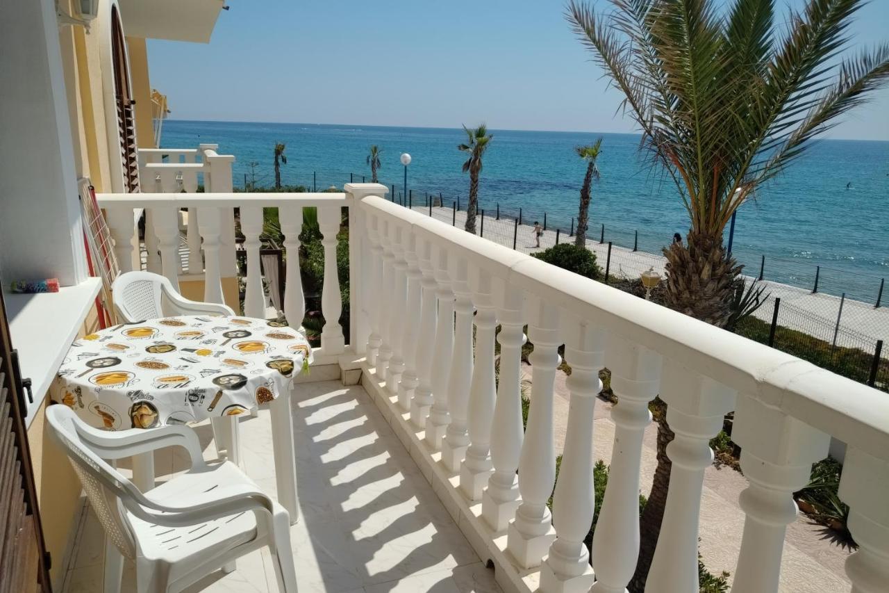 Shoal Apartamentos Οριουέλα Εξωτερικό φωτογραφία