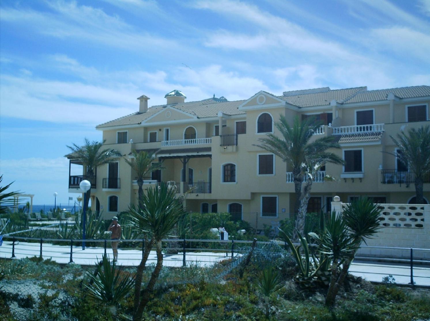 Shoal Apartamentos Οριουέλα Εξωτερικό φωτογραφία